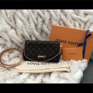 **SOLD** Louis Vuitton Favorite MM in Monogram